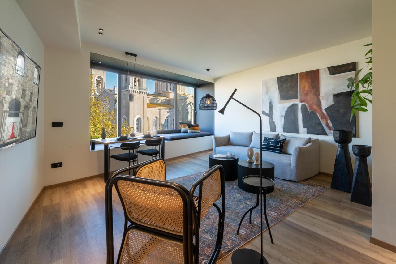 Athens Woo Suites Екстериор снимка