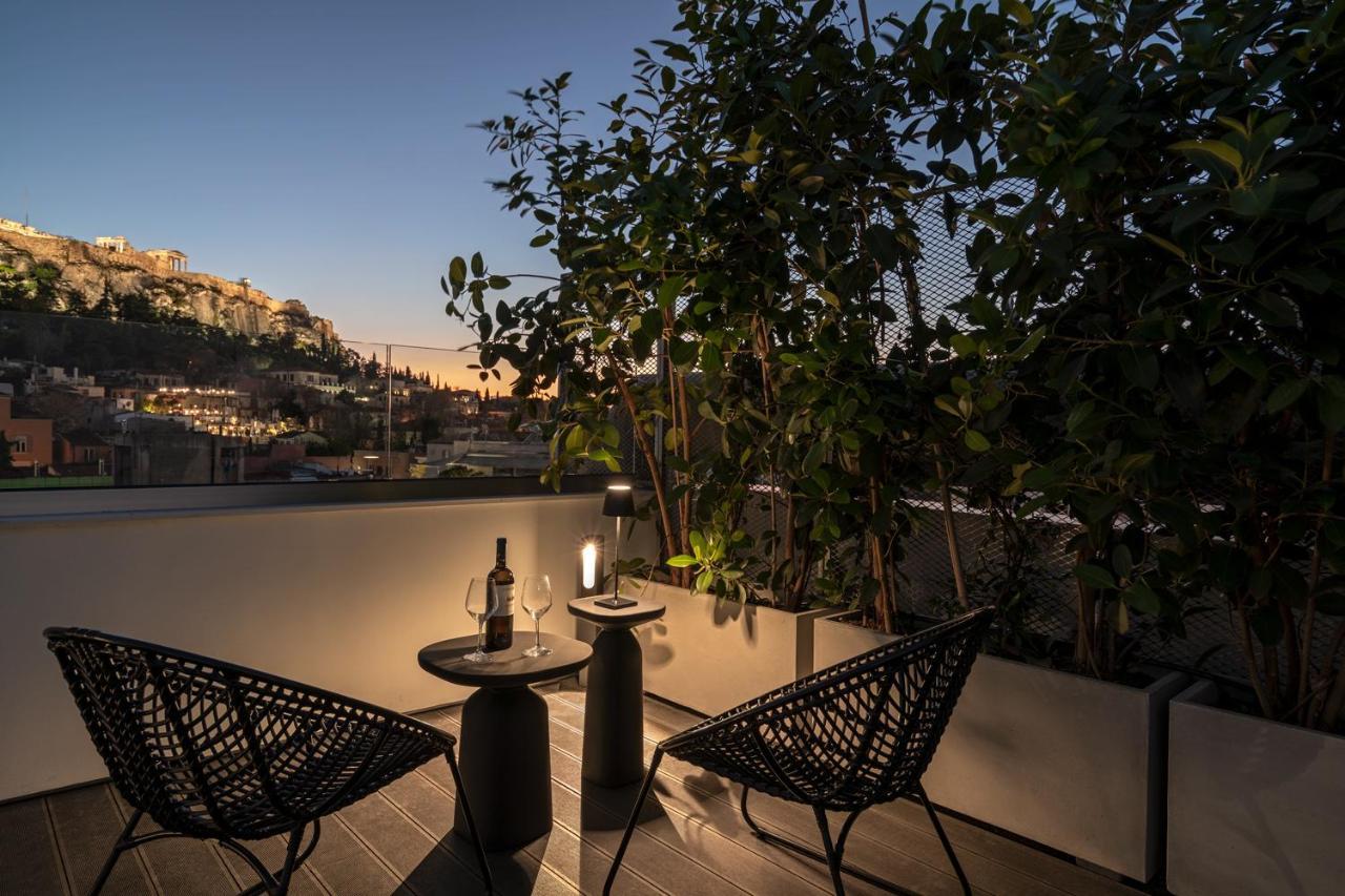 Athens Woo Suites Екстериор снимка