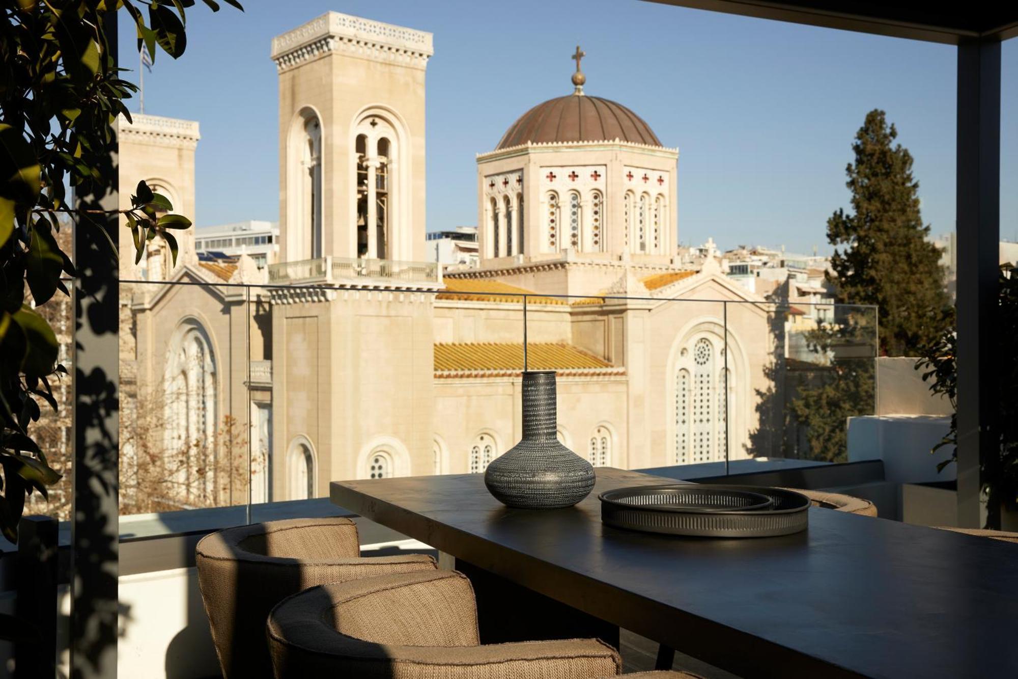 Athens Woo Suites Екстериор снимка