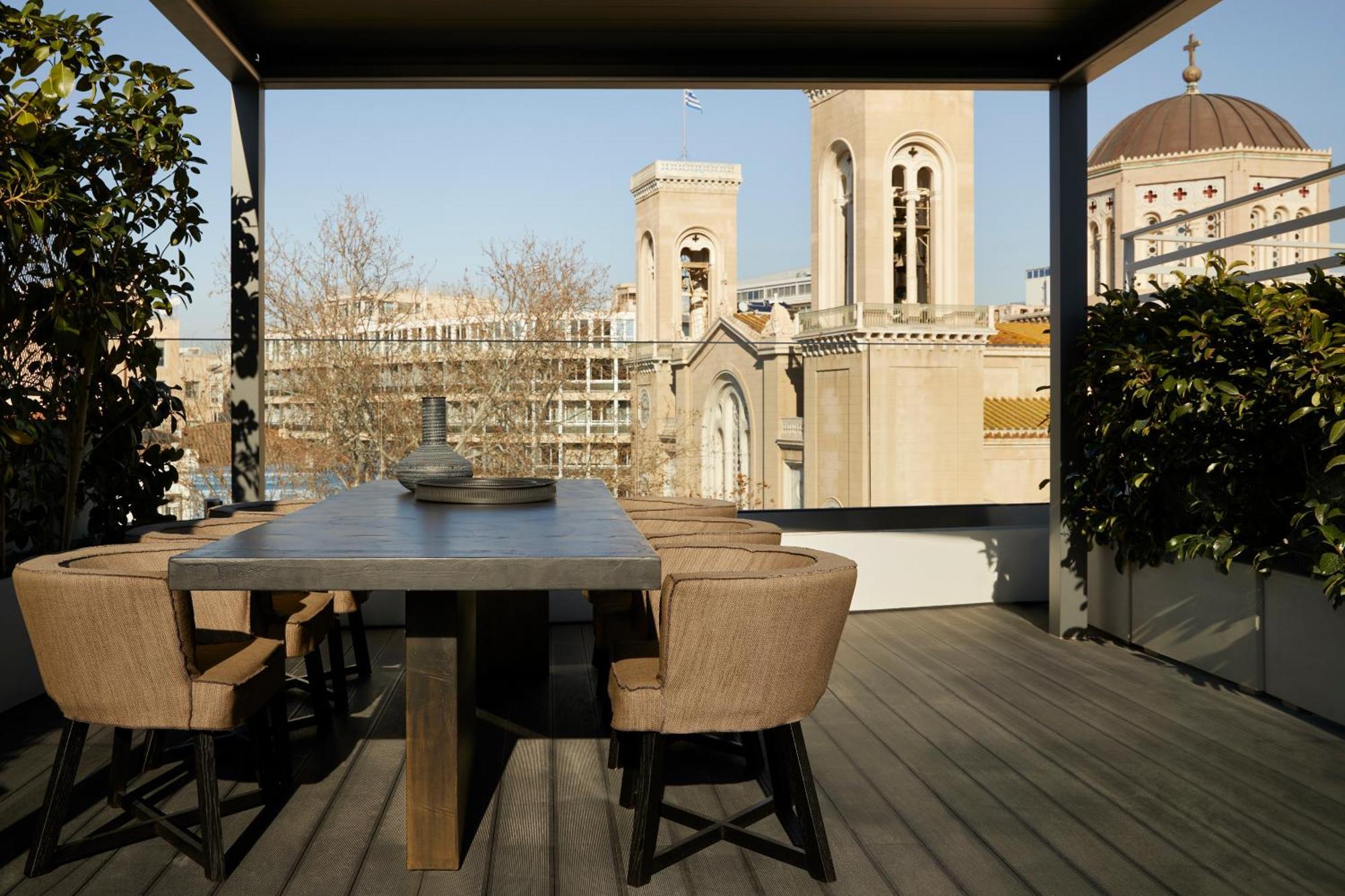 Athens Woo Suites Екстериор снимка
