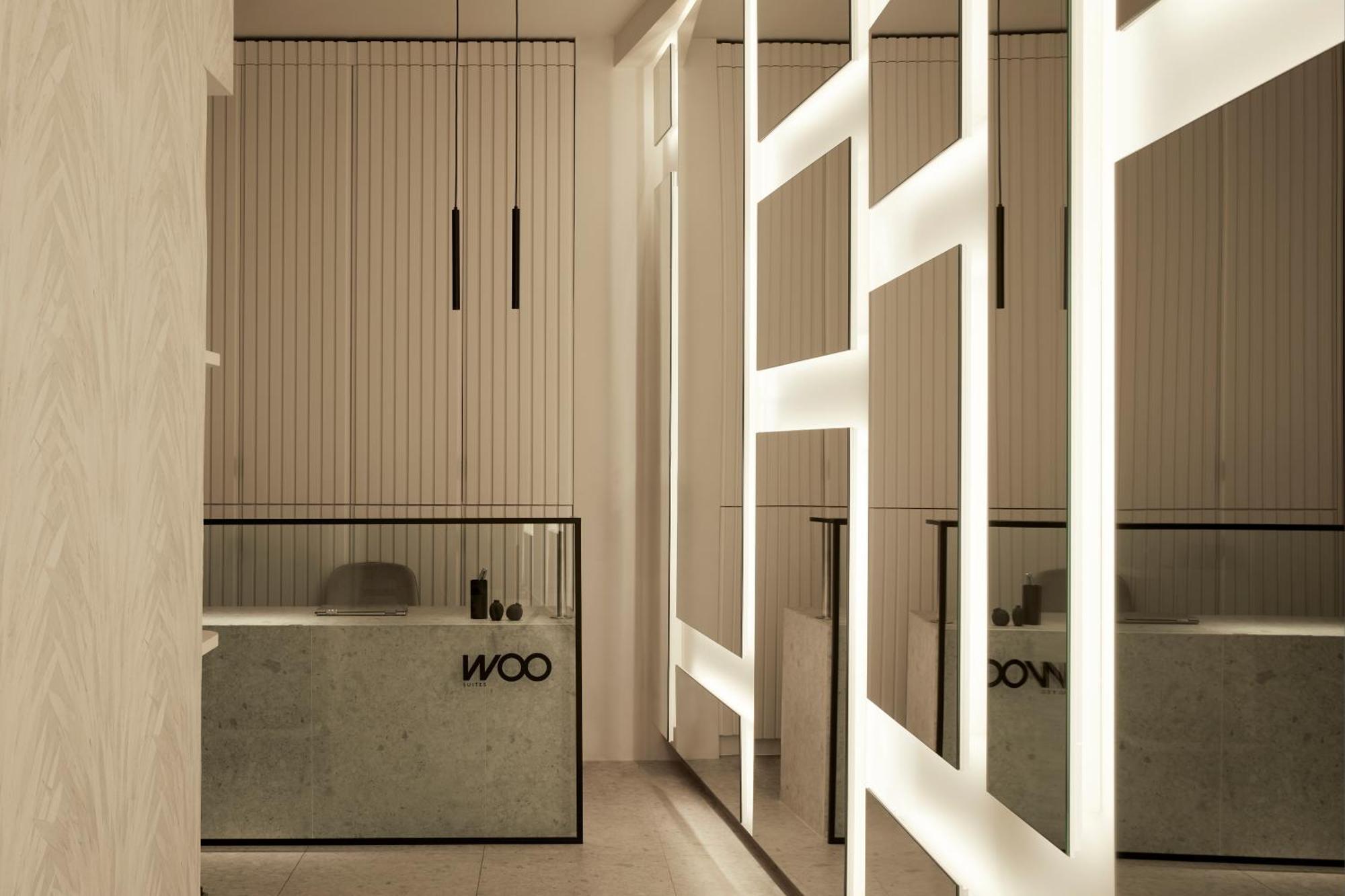 Athens Woo Suites Екстериор снимка