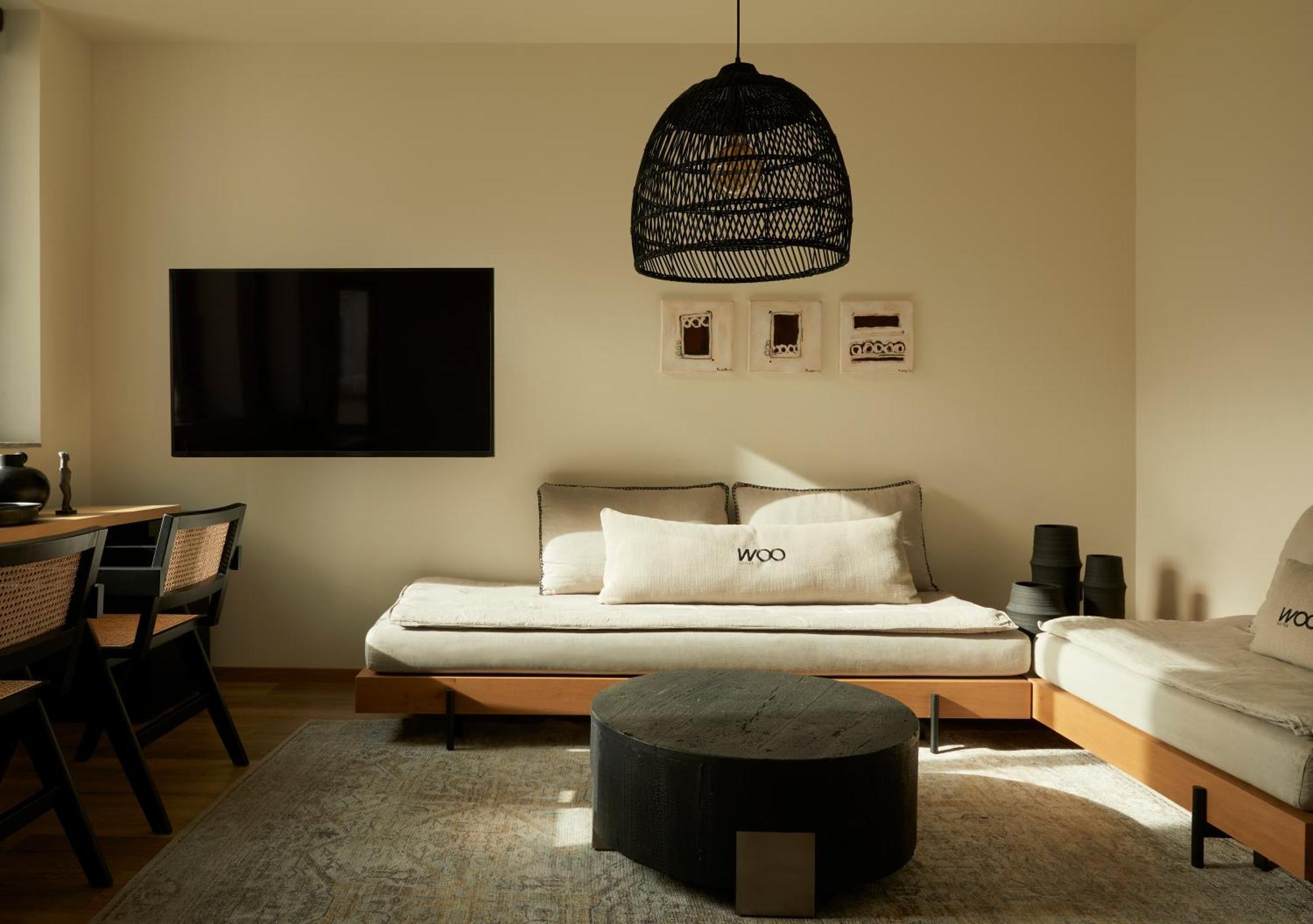 Athens Woo Suites Екстериор снимка
