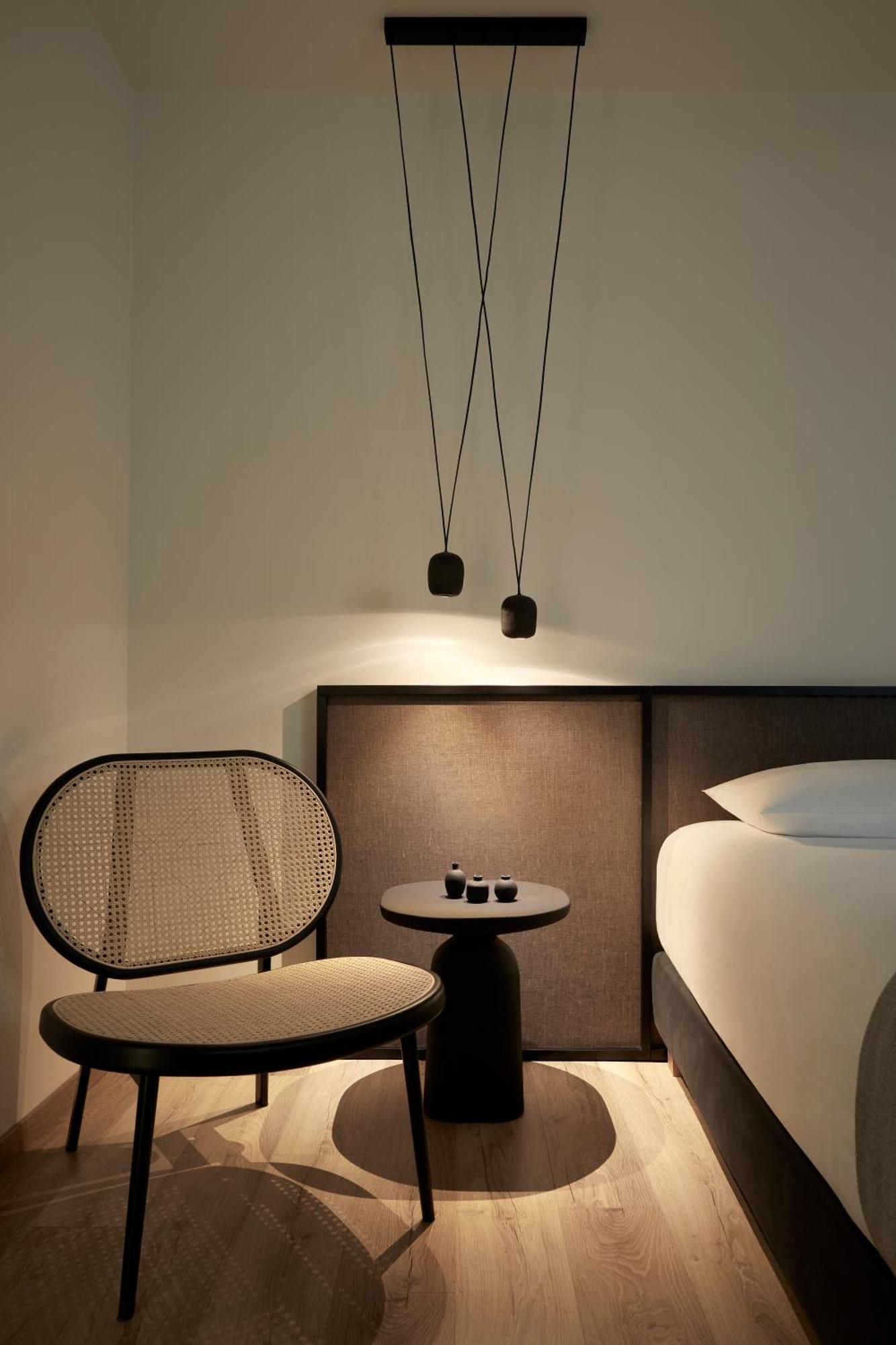 Athens Woo Suites Екстериор снимка
