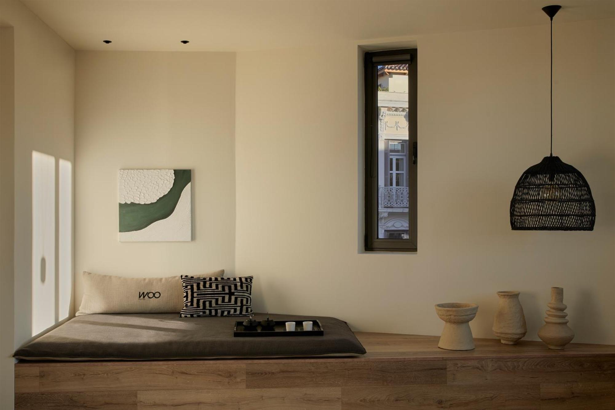 Athens Woo Suites Екстериор снимка